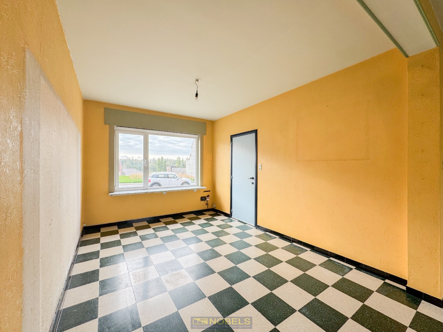 Te koop, ruime te renoveren gezinswoning met zonnige tuin te Oudenaarde! - photo 5