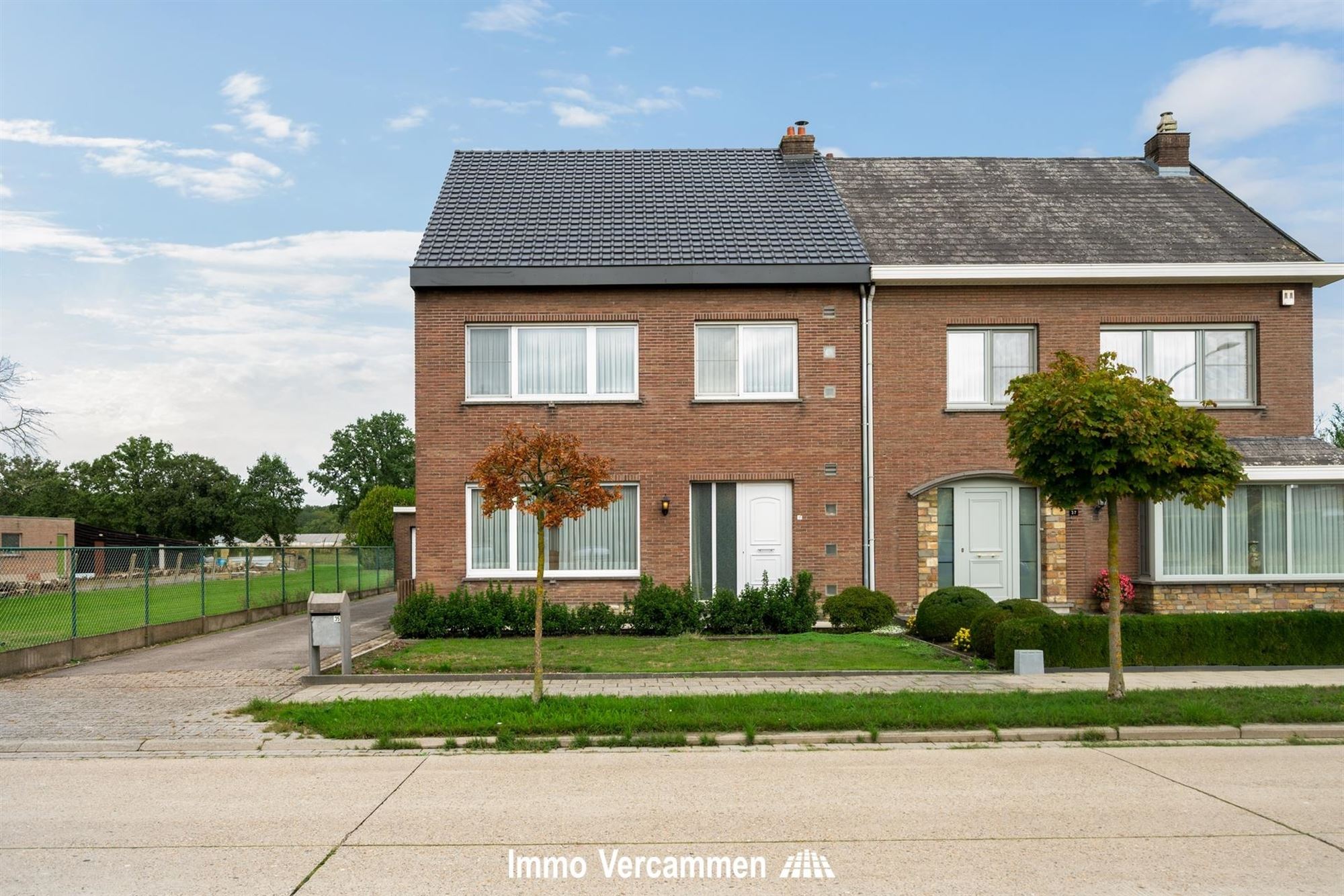 Goed onderhouden, halfopen bebouwing te Sint-Katelijne-Waver - foto 2