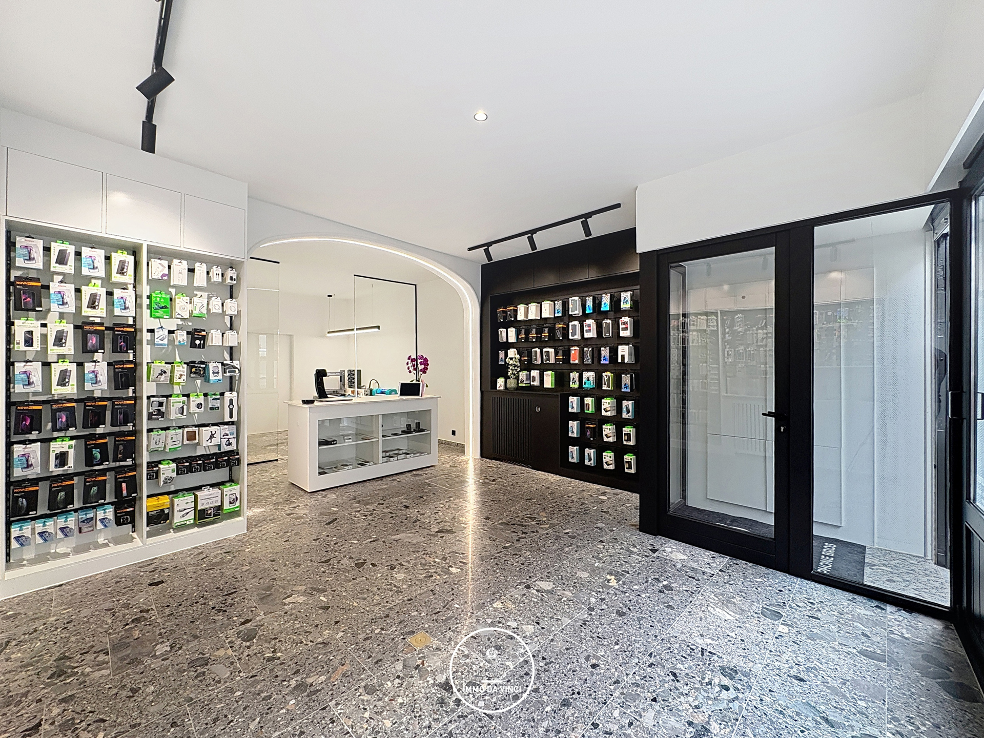 Handelszaak te koop in Gent op zeer gunstige locatie. - foto 4