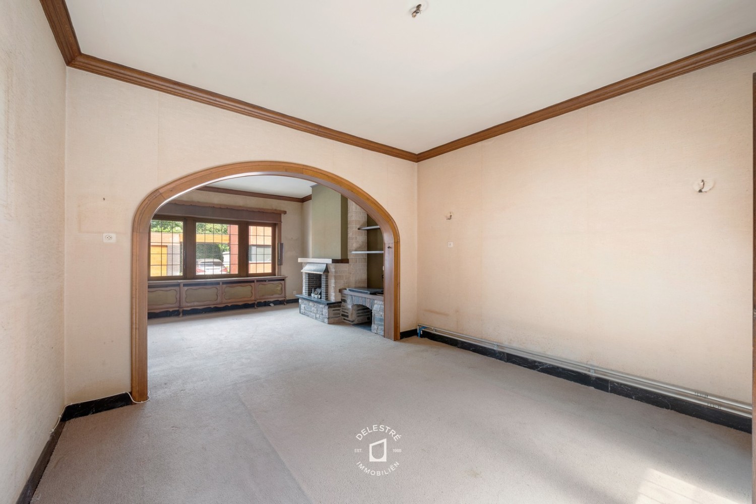 TE RENOVEREN ruime woning MET GARAGE boordevol karakter en mogelijkheden - foto 5