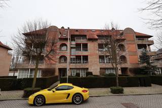 INDELING2DE VERDIEPINGInkomhal, woonkamer, keuken voorzien van de volgende toestellen nl. inductiekookplaat, afzuigkap, spoeltafel, koelkast,...