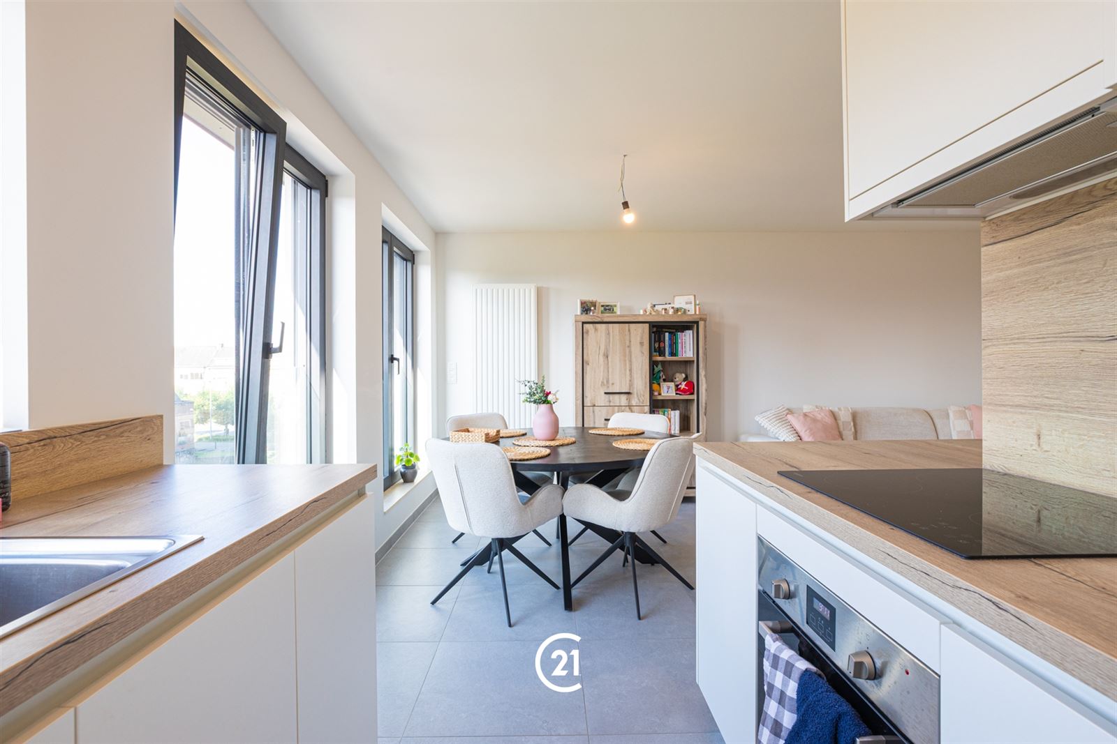Stijlvol appartement met parkeerplaats in Bevegem - foto 4