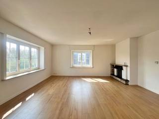 Tof hoekappartement met 3 slaapkamers, vlakbij het strand van Zeebrugge.Het appartement werd recent vernieuwd en geniet van een energetisch A-label...