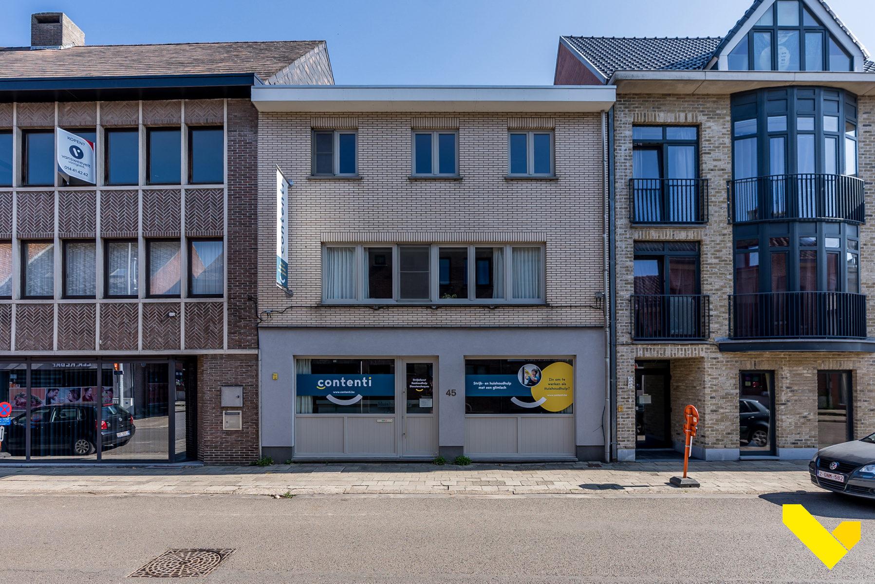 Handelspand met appartement in hartje Meerhout.  - foto 2