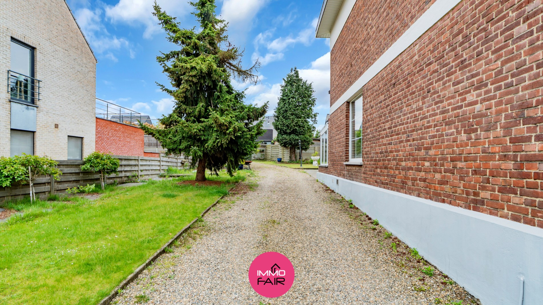 House for sale in As with 4 bedrooms - photo 2