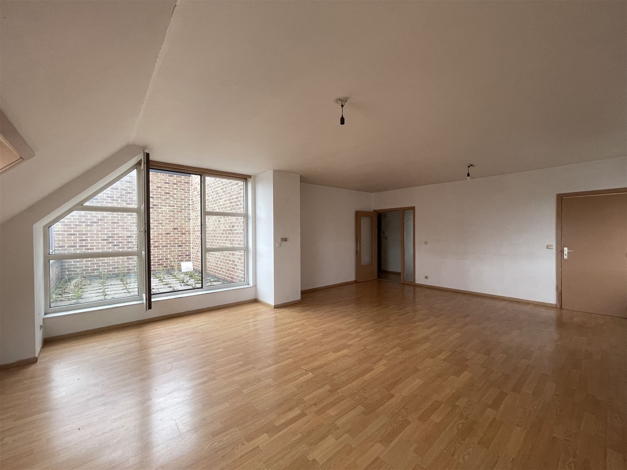 Ruime penthouse met 2 terrassen en prachtig zicht op de kerktoren van Boom  - foto 2