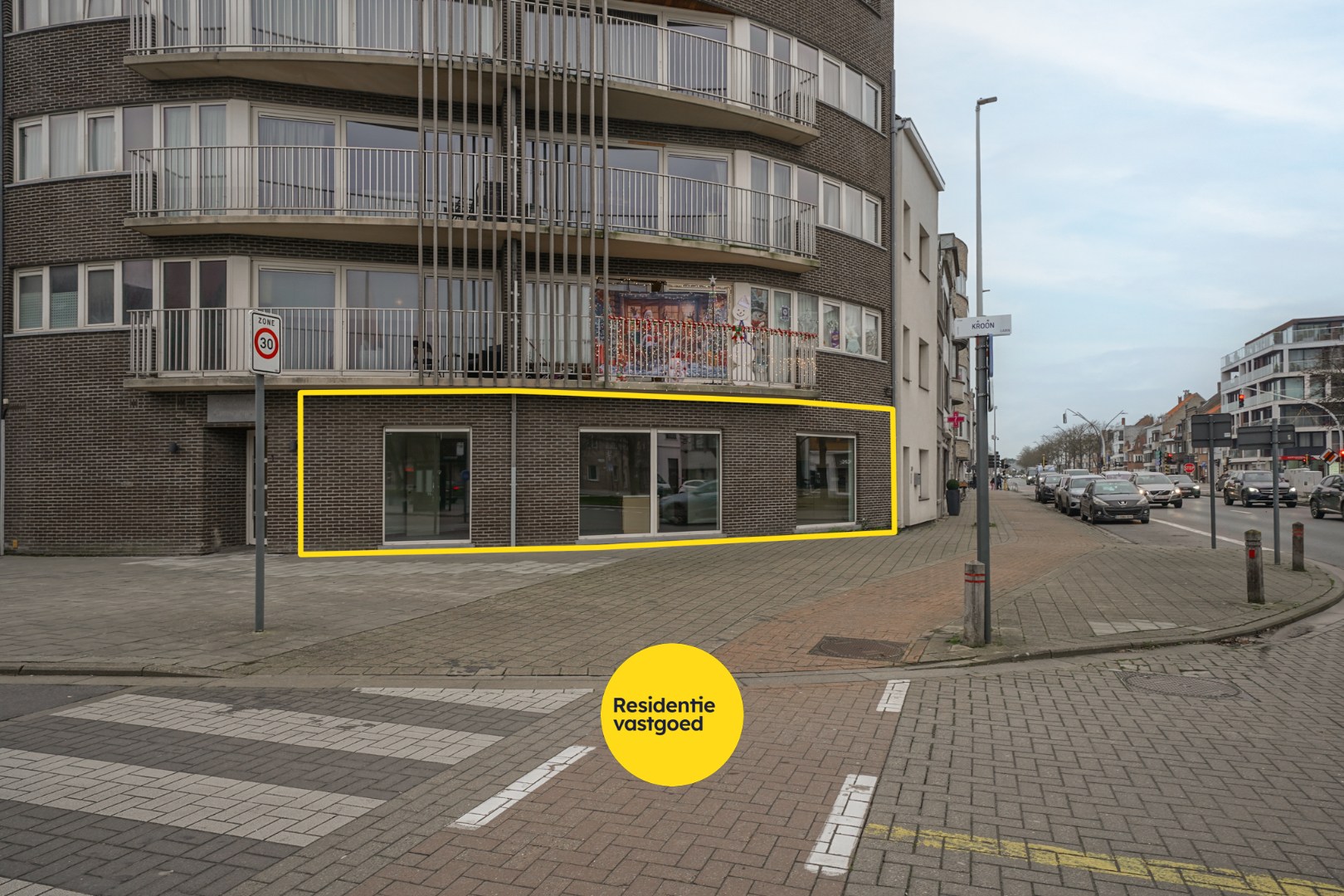 Instapklaar handelsgelijkvloers met sterke visibiliteit te Oostende - foto 2