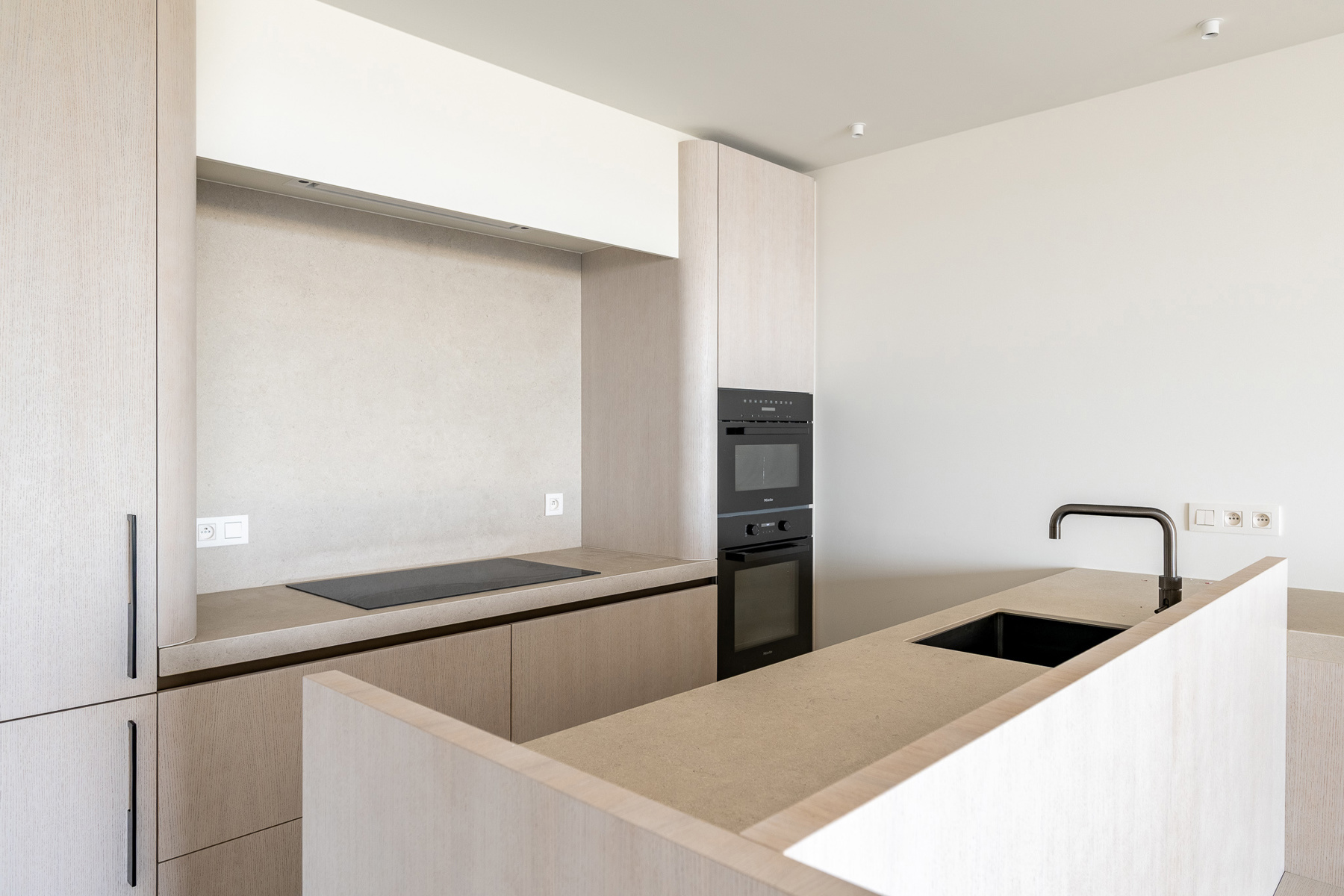 Nieuwbouwappartement met panoramisch zeezicht  - foto 5