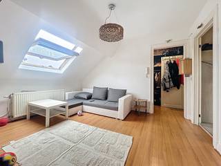 GEMENGD GEBOUW TE KOOP IN ANDERLECHT – COMMERCIËLE GELIJKVLOERS + APPARTEMENTENOPPERVLAKTE: +/- 170 M² | LOCATIE: ANDERLECHT – AUMALEBESCHRIJVINGTE...