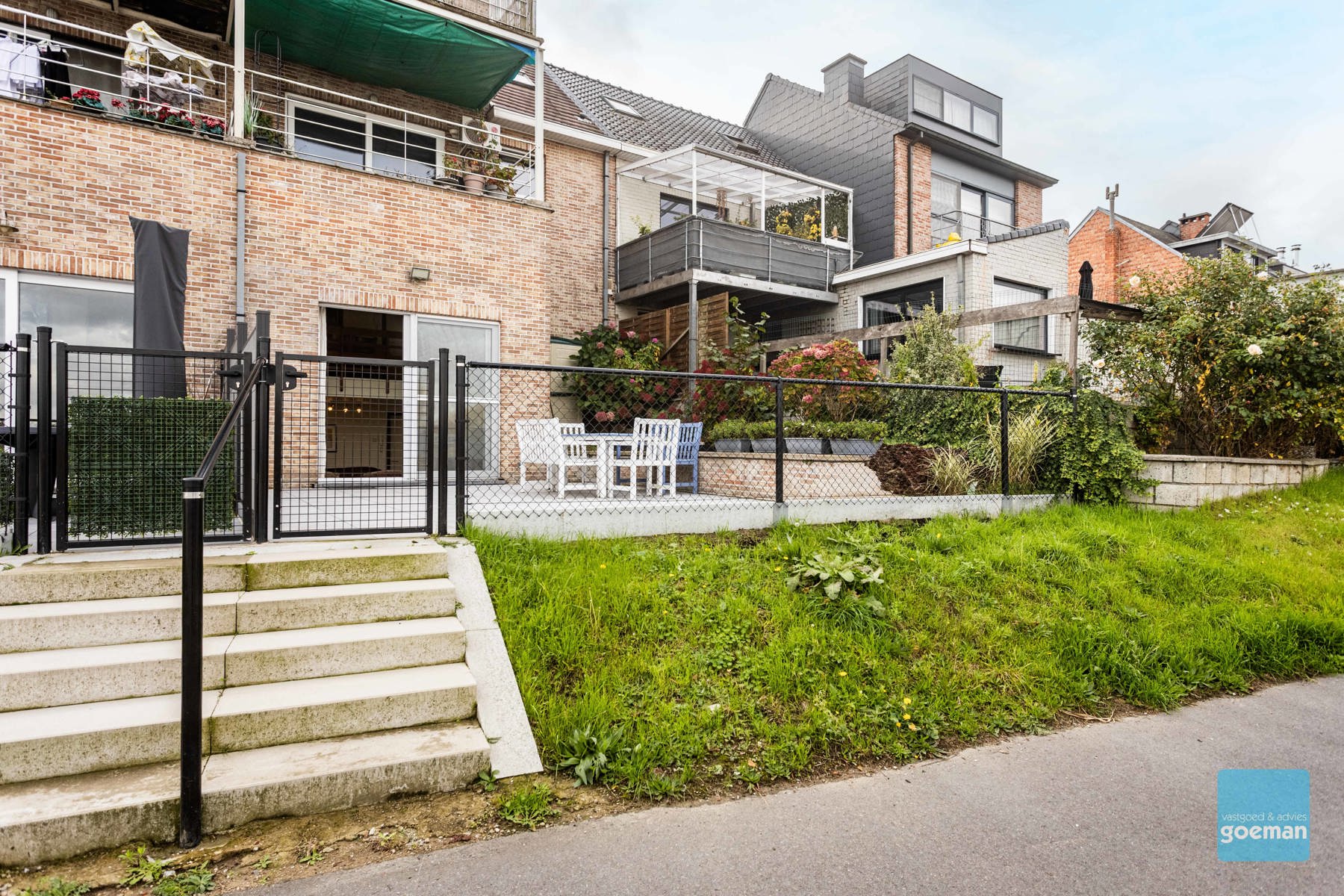 Ruim appartement met autostpl, ruim terras en scheldezicht  - foto 3
