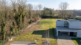 Goed gelegen bouwgrond in Hasselt met een oppervlakte van 1313m².Geschikt voor het oprichten van een open bebouwing voor ééngezinswoning met maximum...