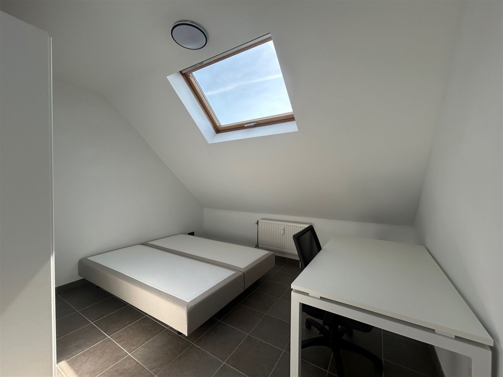 Zeer ruime studio (32m²) Tiensestraat Leuven - foto 5
