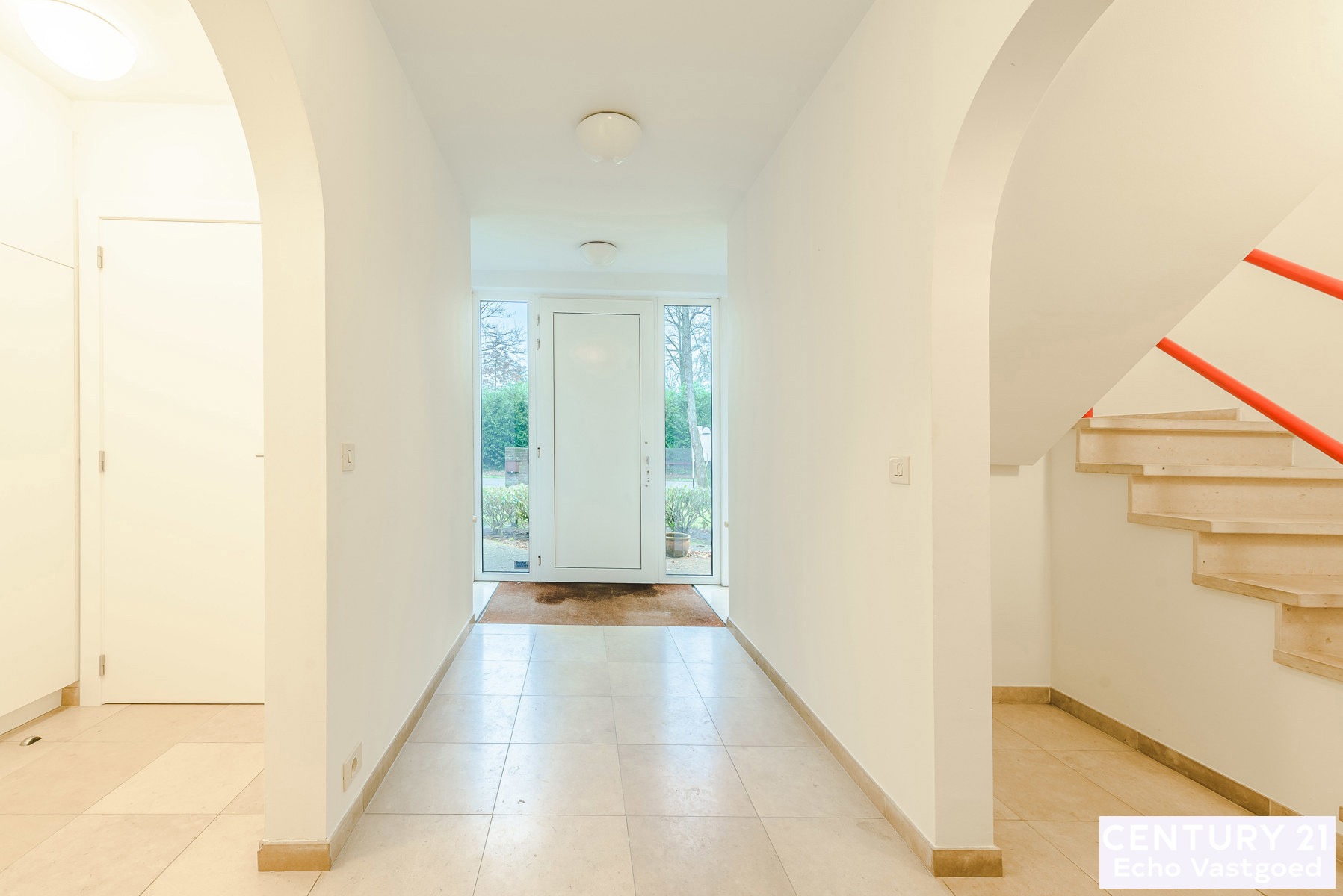 Ruime villa op zonnig perceel v. 2789m² in villawijk De Lint - foto 3