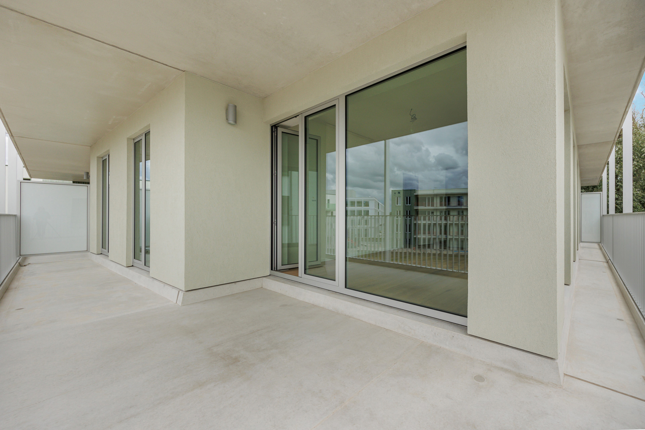 Ruim nieuwbouwappartement met 3 slaapkamers en terras - foto 5
