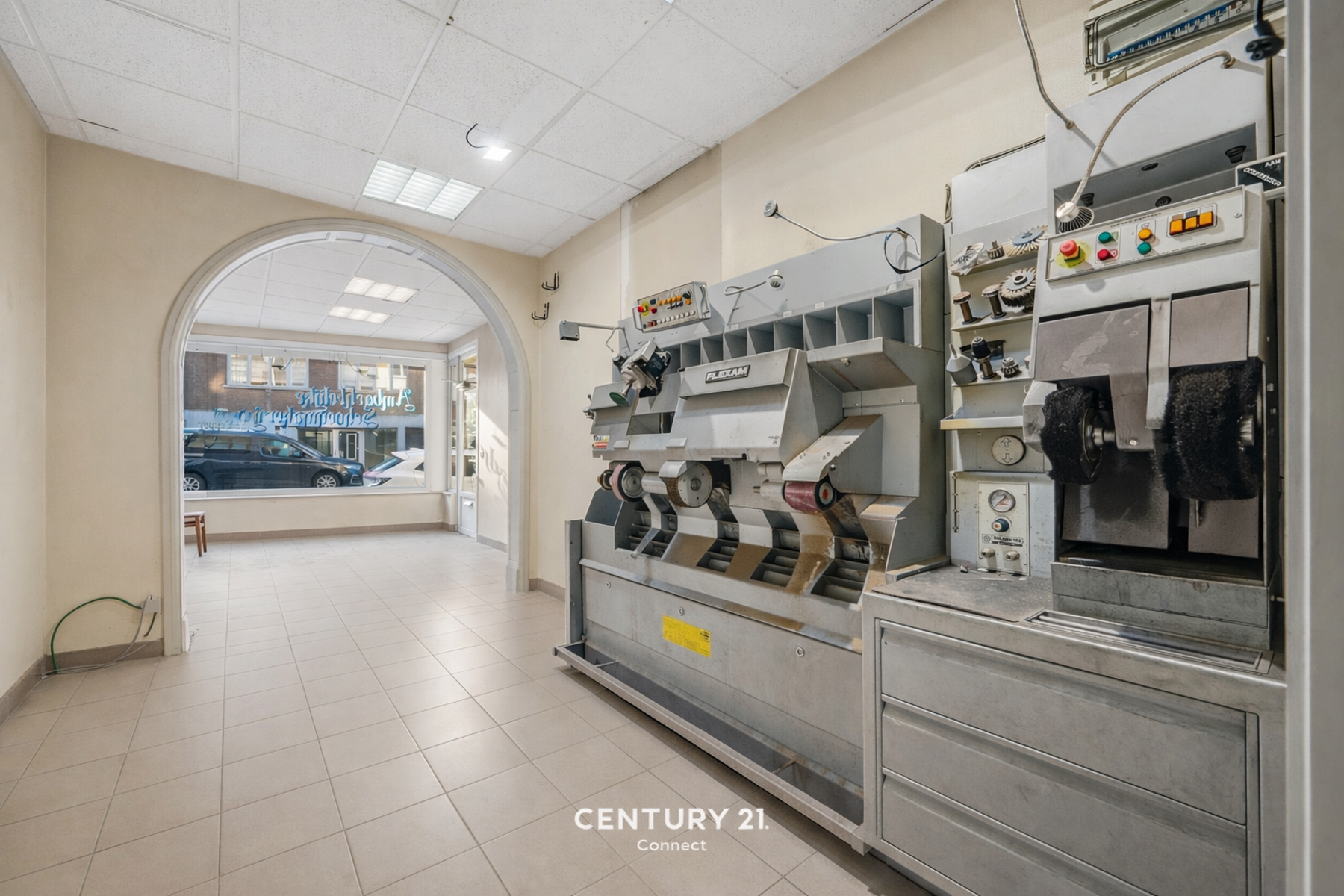 Commercial à louer à Louvain - photo 4