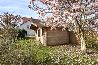 Goedgelegen, charmante woning met 5 slaapkamers en tuin. Deze ruime woning is ideaal voor wie op zoek is naar een woning met veel ruimte en een...