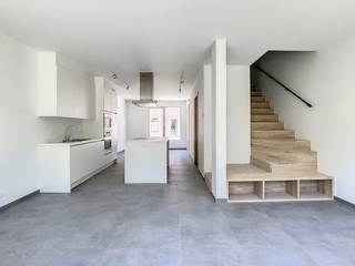 Nieuwbouwwoning (E-peil 28) met 3 slaapkamers en gezellige tuin te huur nabij het centrum van Oudenaarde.Deze energie-efficiënte woning is...