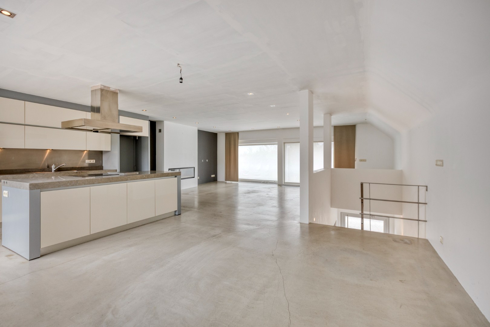 Unieke woning met 3 slpk. op een ruim perceel in Geel-centrum - foto 3