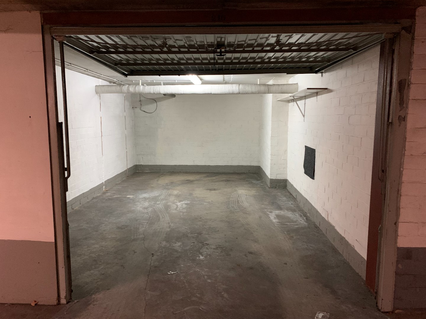 Garage for sale in Deurne - photo 3