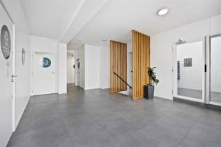 Flat te koop op uitstekende locatie.Bent u op zoek naar een interessante investering of uw eerste woonst? Hier is een uitstekende kans!Gelegen op...