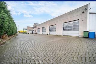 Opportunité exceptionnelle – Chaussée de CharleroiIdéalement situé le long de la N29, cet ensemble professionnel bénéficie d’une visibilité...