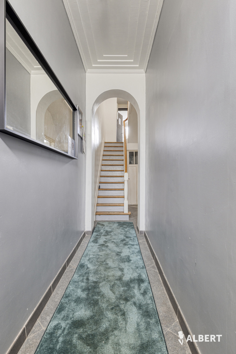 House for sale in Anderlecht with 5 bedrooms - photo 3