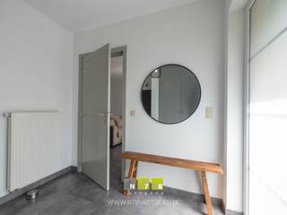 <strong>EENGEZINSWONING MET 3 SLAAPKAMERS TE ELEN.</strong><br /><br /><strong>TROEVEN<br /></strong><span>- Ligging met vlotte verbinding naar Dilsen-Stokkem, Maaseik en de Nederlandse grens.</span><br /><span>- Instapklare gezinswoning.</span><br /><span>- Bewoonbare oppervlakte van 141m².</span><br /><span>- Drie volwaardige slaapkamers en dressing.</span><br /><span>- Volledig omheinde tuin met terras.</span><br /><span>- Garage.</span><br /><br /><strong>KELDERVERDIEPING</strong><br />- Kruipkelder.<br /><br /><strong>GELIJKVLOERS</strong><br />- Inkomhal (2,45m x 2,85m = 6,98m²): tegelvloer.<br />- Woonkamer (4,00m x 8,90m = 35,60m²): houten trap naar verdieping 1, deur naar tuin, tegelvloer.<br />- Keuken (3,40m x 3,20m = 10,88m²): keukeneiland (onderkasten, spoelbak), keukenwand (keramische kookplaat, dampkap, oven, koelkast), deur naar tuin, tegelvloer.<br />- Toilet (0,90m x 1,80m = 1,62m²): hangtoilet, lavabo, tegelvloer.<br />- Berging (1,90m x 1,80m = 3,42m²): aansluiting wasmachine en droogkast, luik naar kruipkelder, tegelvloer.<br /><br /><strong>VERDIEPING +01</strong><br />- Overloop (4,20m x 1,00m = 4,20m²): laminaatvloer.<br />- Badkamer (2,90m x 2,90m = 8,41m²): badkamermeubel (spiegel, dubbele lavabo met onderkast), inloopdouche, ligbad, wandbetegeling, tegelvloer.<br />- Slaapkamer 1 (2,90m x 6,70m = 19,43m²): dressing, laminaatvloer.<br />- Slaapkamer 2 (3,35m x 3,22m = 10,79m²): laminaatvloer.<br />- Slaapkamer 3 (3,50m x 2,75m = 9,63m²): laminaatvloer.<br />- Berging (2,95m x 1,80m = 5,31m²): CV-installatie aardgas, laminaatvloer.<br /><br /><strong>EXTERIEUR</strong><br />- Omheinde tuin: kunstgras, bereikbaar via achterpoort.<br />- Terras (7,20m x 4,00m = 28,80m²): terrastegels.<br />- Garage (5,80m x 3,60m = 20,88m²): handmatige sectionale poort, betonvloer.<br /><br /><strong>EXTRA INFORMATIE</strong><br /><span>Deze woning wordt sinds 2015 verhuurd aan een basishuurprijs van 750 EUR per maand; geïndexeerd betekent dit een actuele huurprijs van 1003,65 EUR per maand. De koper dient dus rekening te houden met het lopende huurcontract. De huurovereenkomst opzeggen voor eigen bewoning kan van zodra u eigenaar bent en mits een opzegtermijn. U dient er dan rekening mee te houden dat de huurder een termijn krijgt om een nieuwe woning te zoeken.<br /></span><br />Bekijkt u deze advertentie via een aanverwante vastgoedsite, surf dan zeker naar onze website www.N78vastgoed.be voor een uitgebreide beschrijving en foto's. Meer info: +32 (0)89 86 18 88 of info@N78vastgoed.be.