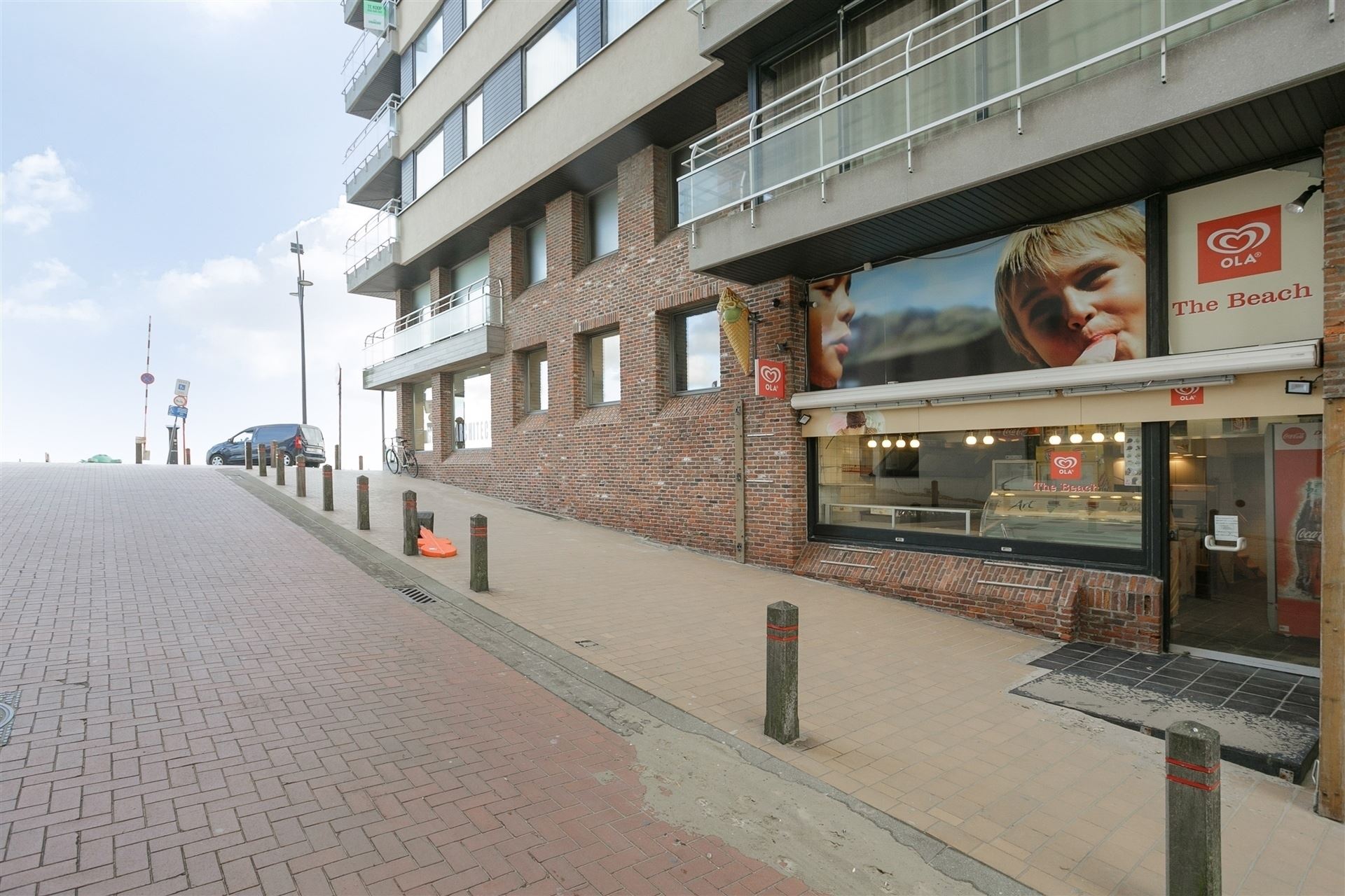 Commercial for rent in Blankenberge - photo 1