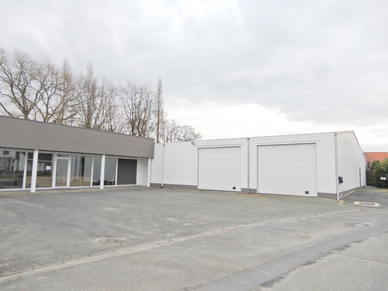 Multifunctioneel handelspand te Ingelmunster. - foto 2