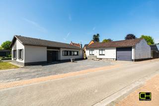 Op zoek naar een charmante woning met ruimte, licht en potentieel? Deze vrijstaande bungalow is rustig gelegen in het landelijke Merendree,...