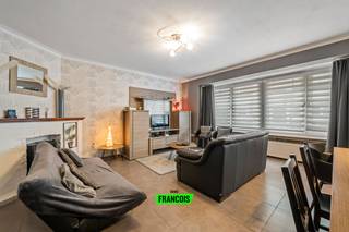 Dit ruim en gezellig tweeslaapkamer appartement bevindt zich pal in het centrum van Oostende. Op wandelafstand heeft u alle nodige faciliteiten...