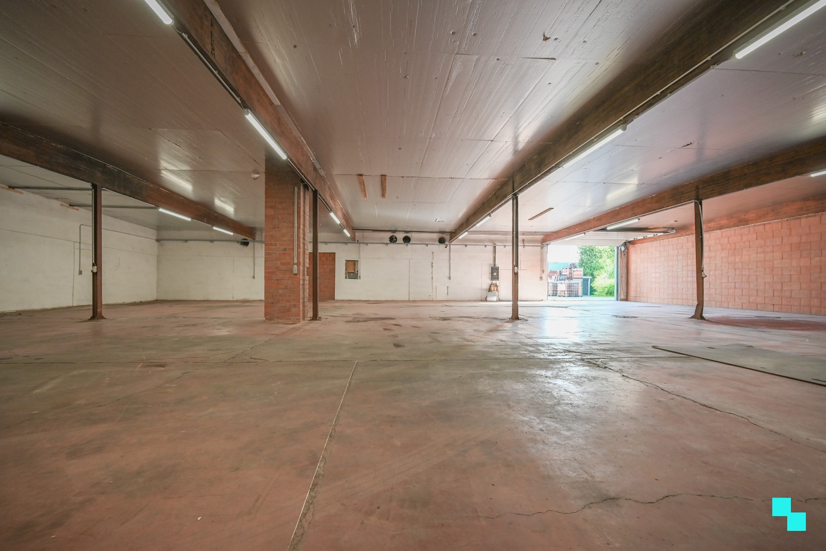 Opslagruimte van ca. 420 m² te Izegem - foto 4