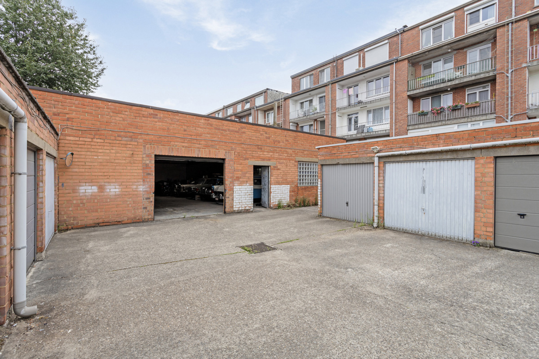 Gigantisch magazijn met private doorgang  - foto 3