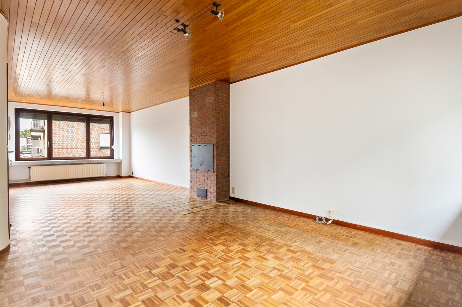 Huis te koop in Merksem met 3 slaapkamers - foto 3