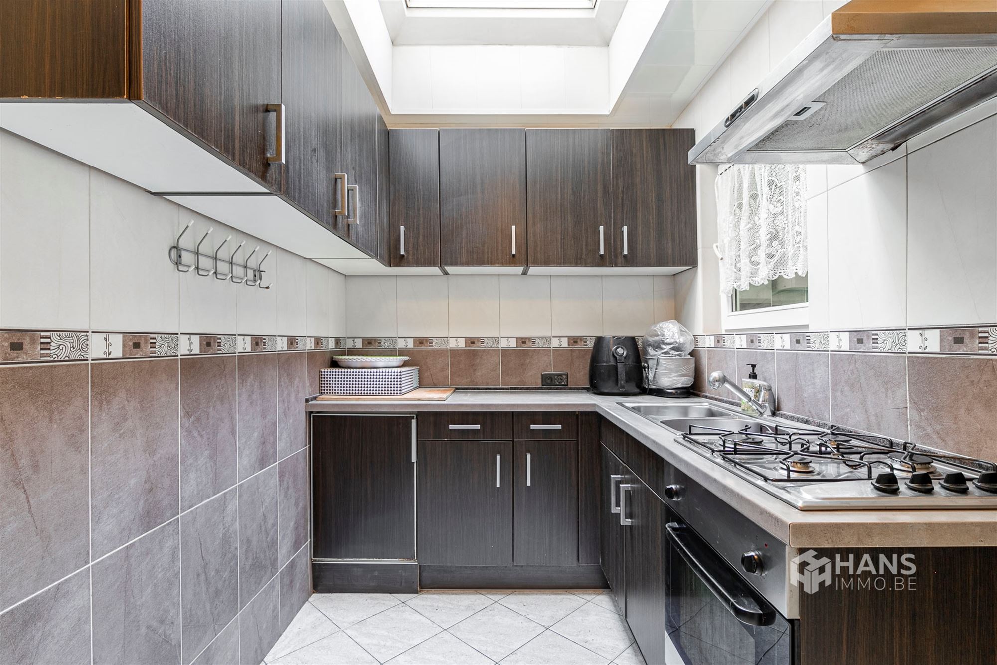 Ruime woning (272mé) met garage en buitenruimte - foto 4