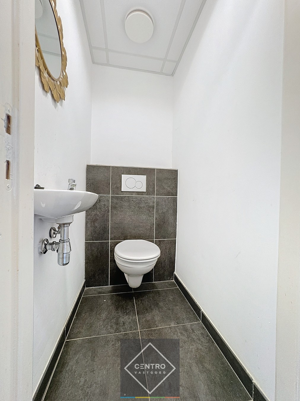 Instapklare en energiezuinige KANTOORRUIMTE (2 x 90m²) TE KOOP met 3 private parkeerplaatsen voor de deur. - foto 5