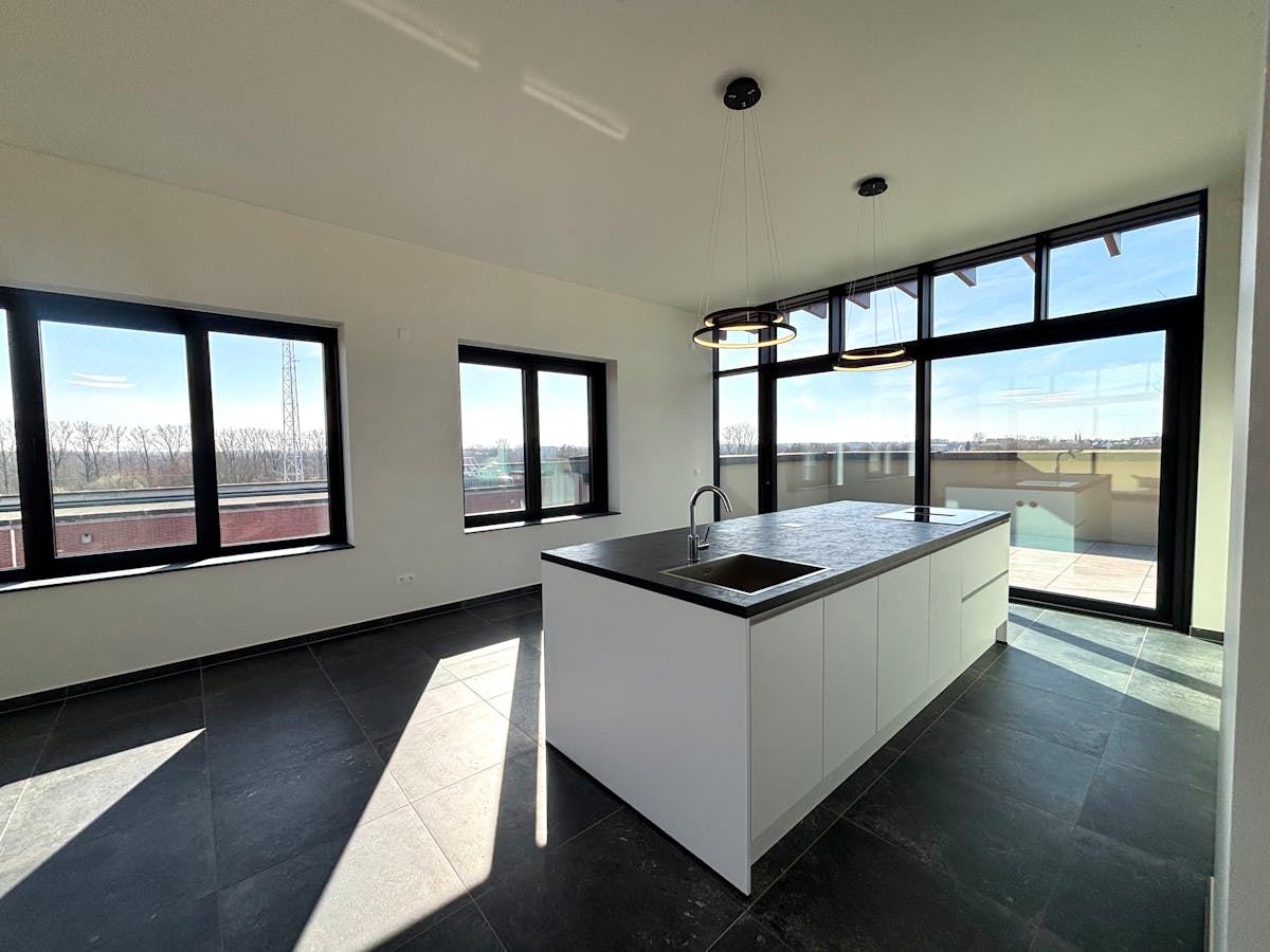 TE HUUR Penthouse in Tongeren nabij centrum en natuurgebied - foto 5
