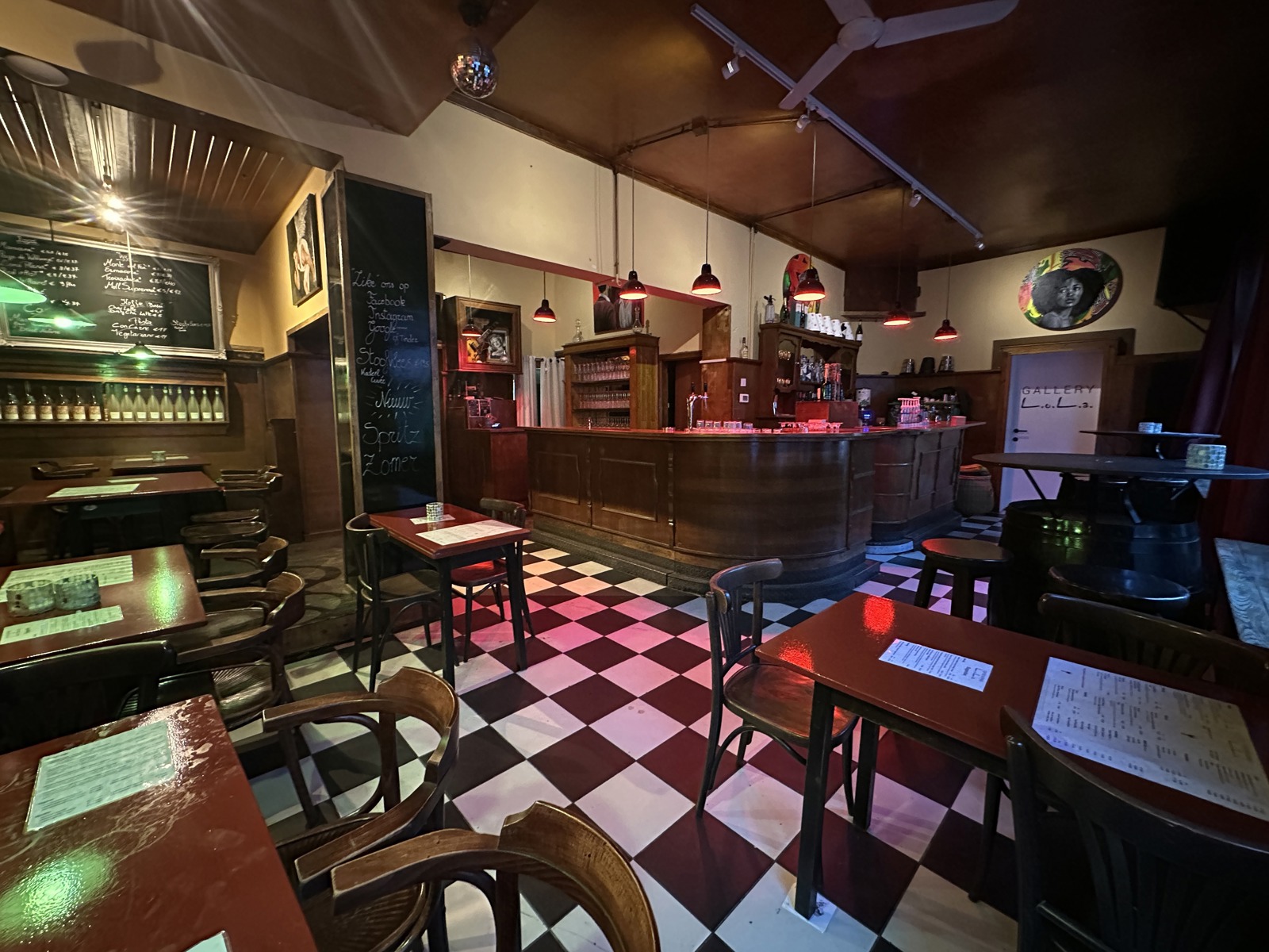 Unieke feestzaal en horecazaak in het hartje van Geel. - foto 3