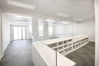 Discrete verkoop - Voor meer informatie gelieve contact op te nemen met Apers Taghnee via taghnee@kmovastgoed.be of via 0475 42 89 58. Dit...