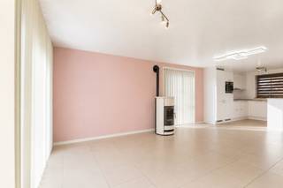 Adinkerke/De Panne: Rustig gelegen vakantiewoning te koop in De Panne Deze recent gebouwde vakantiewoning ligt in het charmante Walhofpark, op...