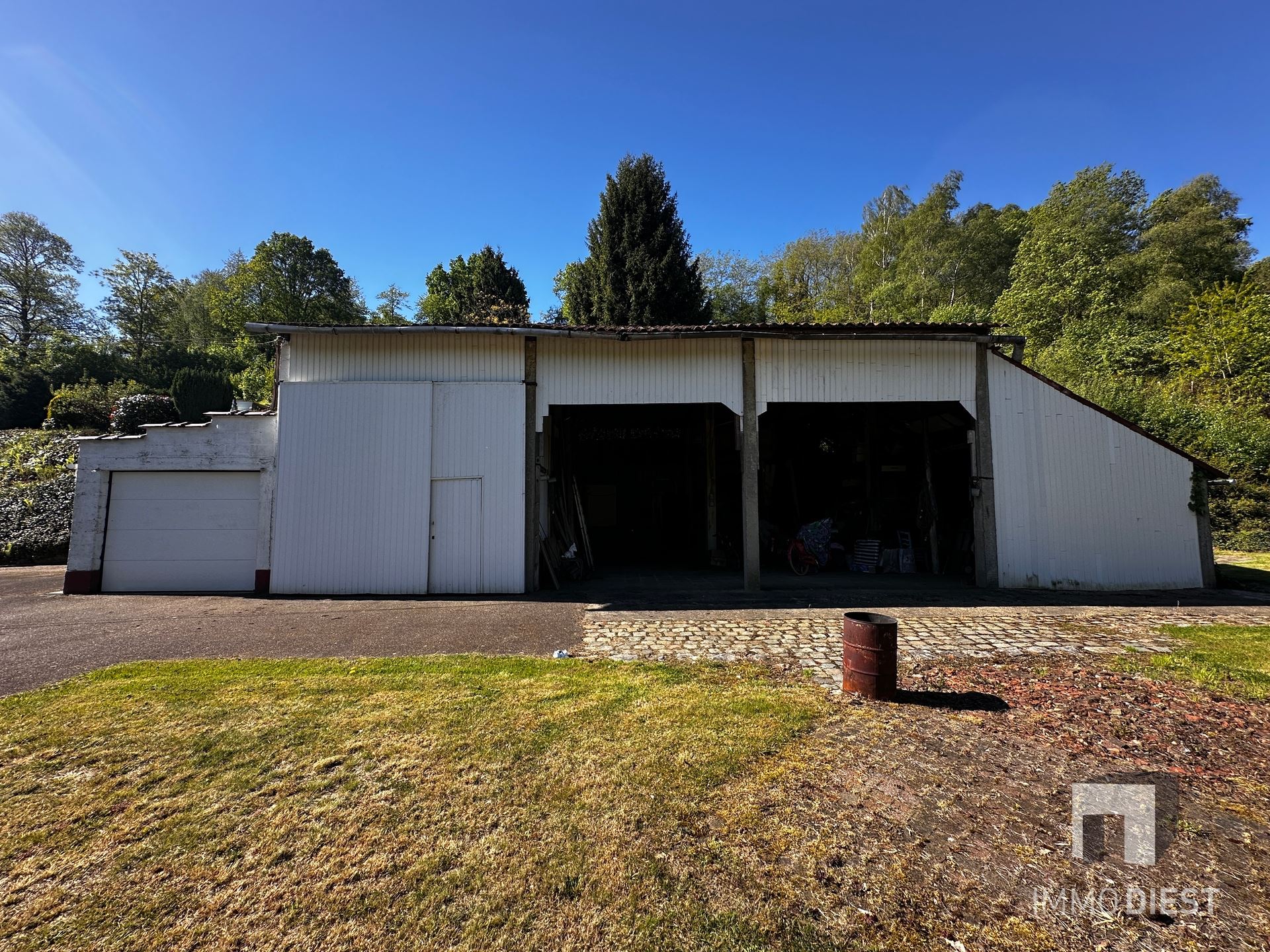 Woning met stalling/opslagplaats en weiland - foto 3