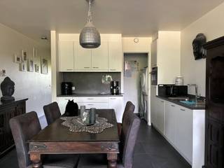 Het recente appartement is gelegen in het bruisende centrum van Hoogstraten, op slechts wandelafstand van de Vrijheid met zijn talrijke...