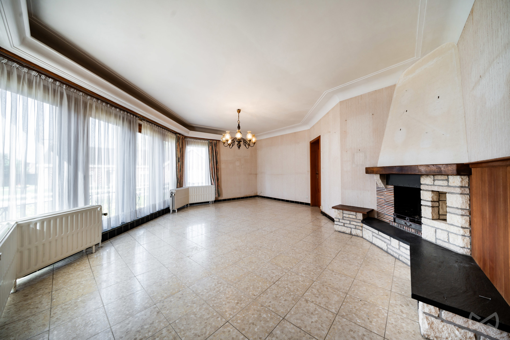 Villa met 4 slaapkamers nabij het park van de Dodaine - foto 4