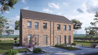 <strong>STEDELIJK GELEGEN PROJECTGROND VAN CA. 12 METER STRAATBREEDTE</strong> vormt een uitgelezen kans voor <strong>ONTWIKKELAARS OF INVESTEERDERS</strong> die op zoek zijn naar een interessant perceel <strong>ZONDER BOUWVERPLICHTING</strong>. Gelegen in een rustige woonbuurt vlak bij het <strong>GROENE DOMEIN ST. HUBERT</strong> combineert deze bouwgrond een aangename leefomgeving met <strong>OPTIMALE BEREIKBAARHEID</strong>: het stadscentrum bevindt zich op wandelafstand en de <strong>N60 RICHTING GENT OF DOORNIK</strong> is vlot bereikbaar. De plannen bij de foto's geven een inspirerend <strong>VOORONTWERP VAN EEN MOGELIJK PROJECT</strong>, maar laten volledige vrijheid voor eigen invulling. Dankzij de combinatie van een rustige ligging, groene omgeving en sterke mobiliteit biedt dit perceel een <strong>STEVIGE BASIS VOOR EEN RENDABEL VASTGOEDPROJECT</strong>.<br /><br />Adres: Opgeëistenstraat 100-112 te Ronse<br /><br />P-score: A