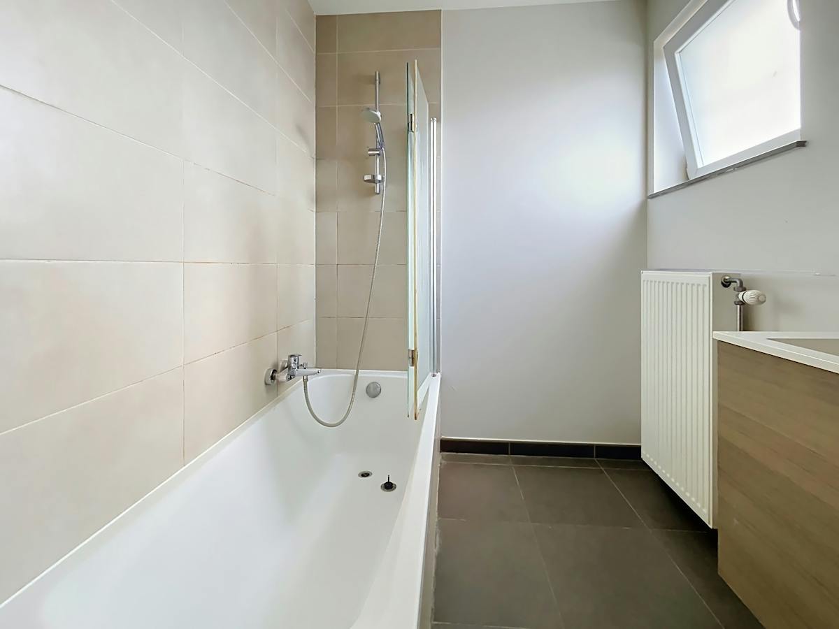 Appartement de deux chambres à louer dans le centre d'Eeklo - photo 5