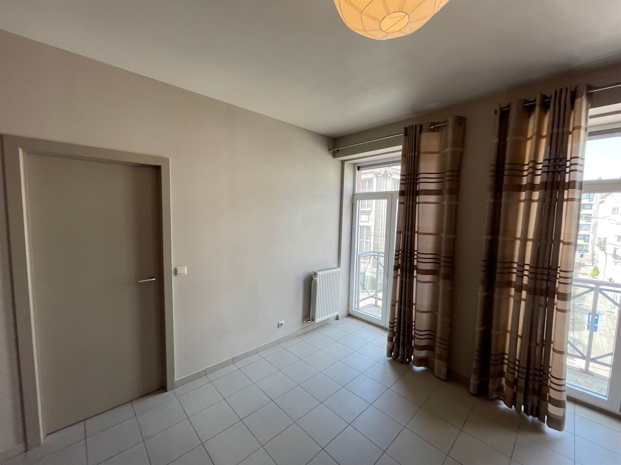 Apartment - photo 4