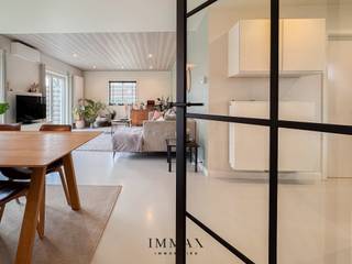 Maison ouverte récemment rénovée avec 5 chambres et piscine dans une impasse calme.Cette maison ouverte récemment rénovée est située dans une impasse...