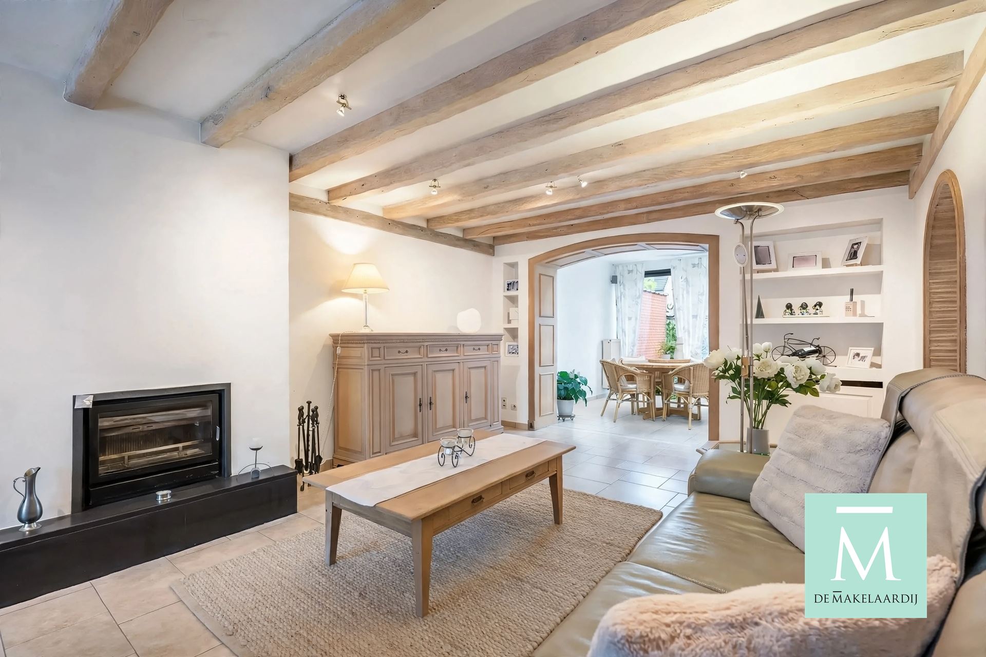 Volledig gerenoveerde woning met aangename tuin - foto 5