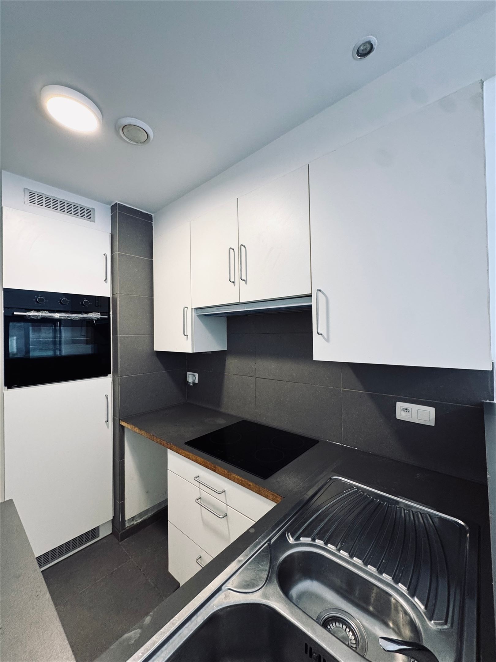 Gelijkvloers appartement in hartje Sint-Niklaas - foto 4