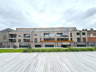 HEDENDAAGS APP. MET 2 SLKS, TERRAS EN PARKING In Temse treffen wij residentie Viridi aan. Het project wordt gekenmerkt door ecologisch wonen in een...